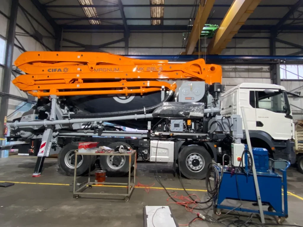 Mikserli Beton Pompası MK28-5" PB808 görseli 2